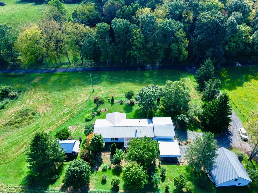 5904 Spring Hill Rd, Bridgewater, VA 22812 - #3