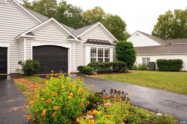 533 Pebble Hill Ct, Charlottesville, VA 22903