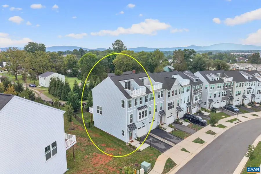 4411 Alston St, Crozet, VA 22932 - #3