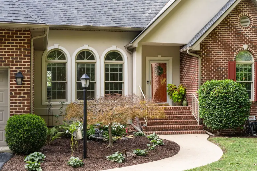 52 Hickory Woods Dr, Fishersville, VA 22939 - #3
