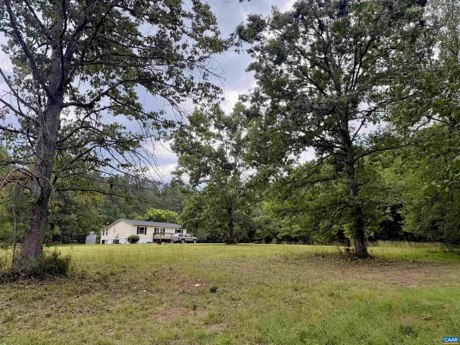6889 Blenheim Rd, Scottsville, VA 24590 - #2