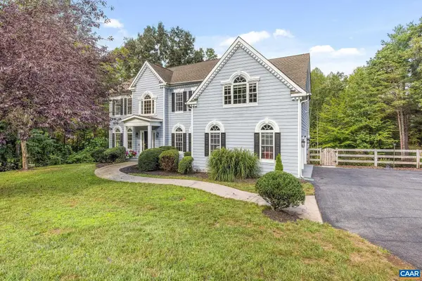 1425 Plains Dr, Charlottesville, VA 22901