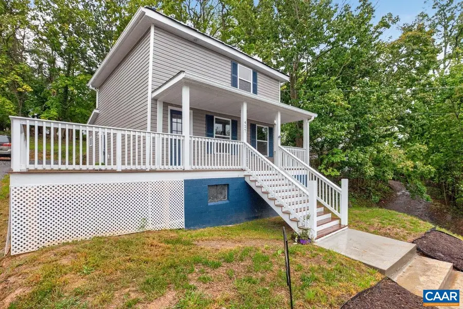 427 Montgomery Ave, Staunton, VA 24401 - #2