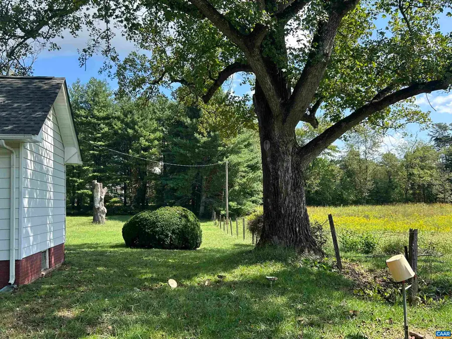 7892 Blenheim Rd, Scottsville, VA 24590 - #2