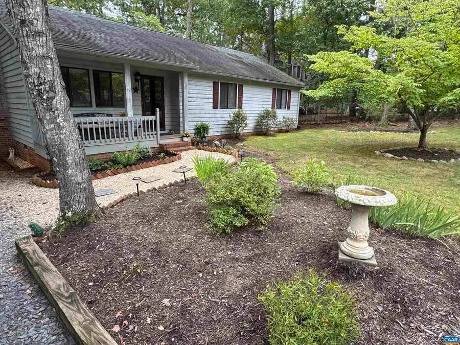 19 Bearwood Dr N, Palmyra, VA 22963 - #2