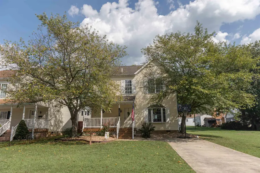 1766 NW Forest Ave, Buena Vista, VA 24416 - #2