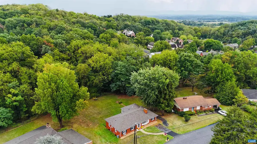 117 Rose Hill Cir, Staunton, VA 24401 - #3