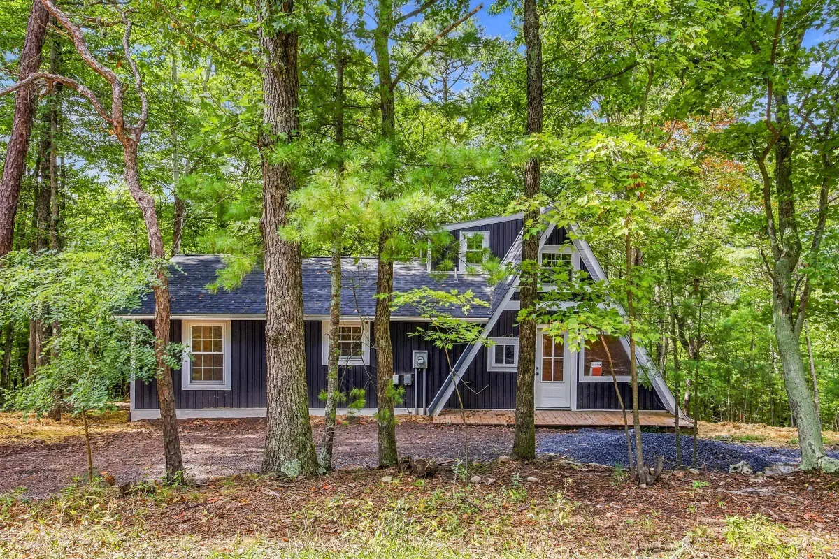 404 N Maple Rd, Mount Jackson, VA 22842 - #1