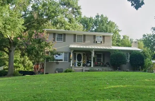 217 Meadowbrook Rd, Staunton, VA 24401