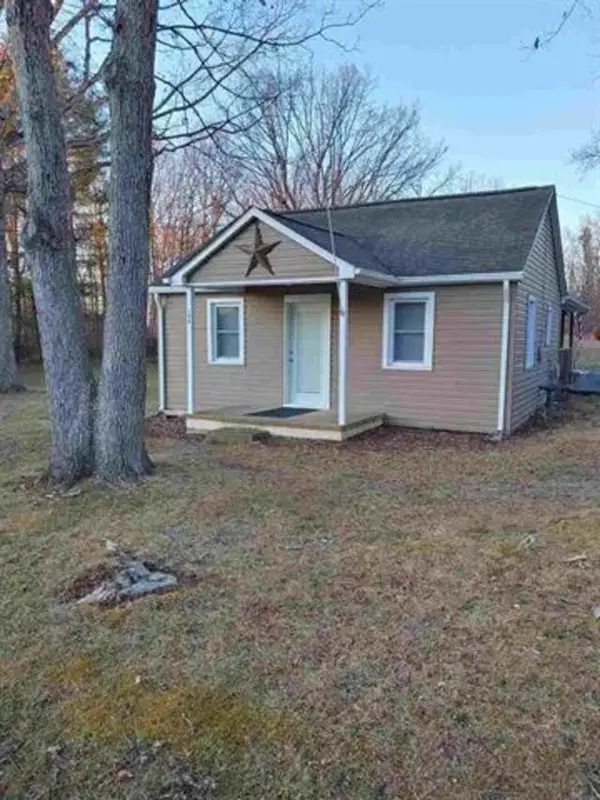 196 Turk Mountain Ln, Waynesboro, VA 22980