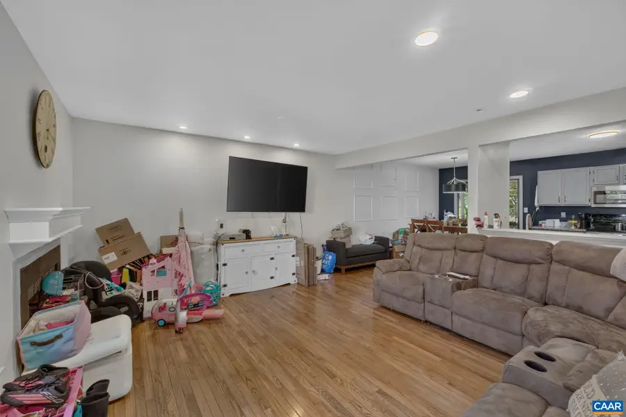 524 Whitcover Cir, Charlottesville, VA 22901 - #3