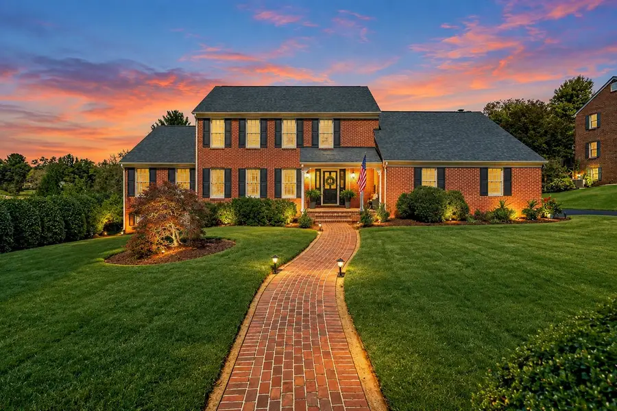 1636 Summit Dr, Waynesboro, VA 22980 - #3
