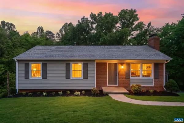 2208 Banbury St, Charlottesville, VA 22901