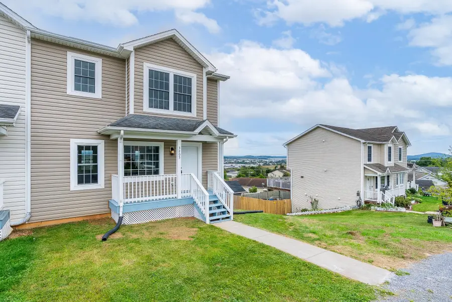 3205 Bethany Ct, Ashby, VA 22801 - #2