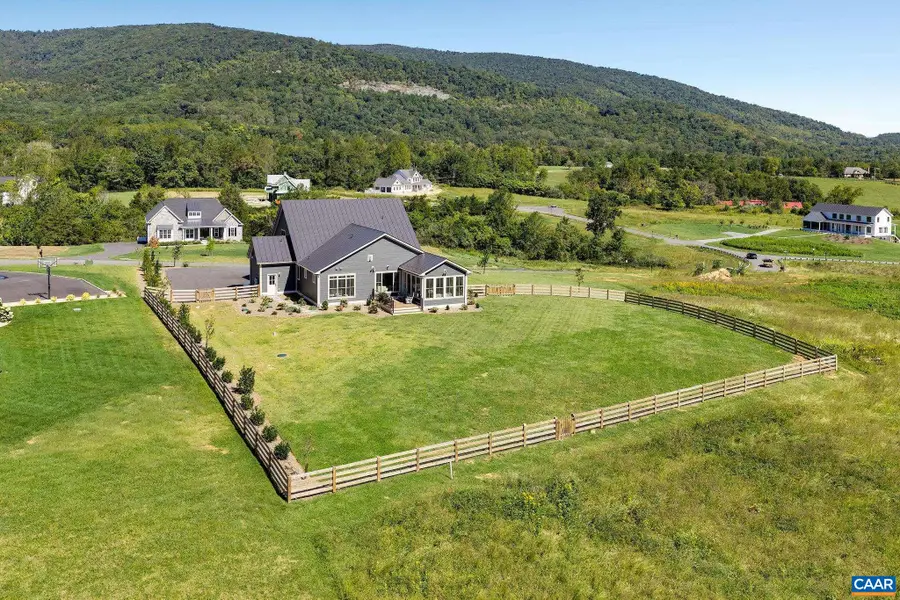 2020 Stockton Creek Ln, Afton, VA 22920 - #2
