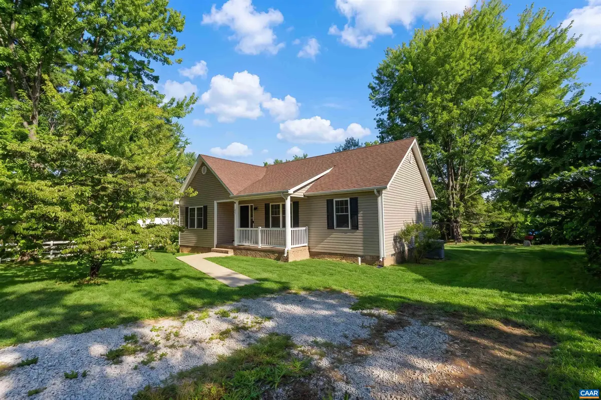 38 Hayrick Rd, Waynesboro, VA 22980 - #1