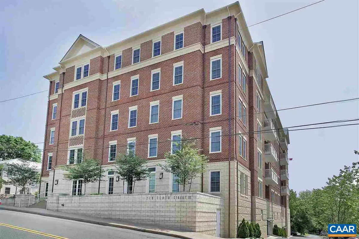210 NE 10th St, Charlottesville, VA 22902 - #1