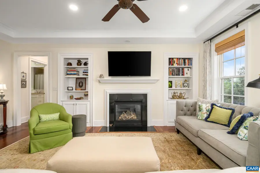 210 NE 10th St, Charlottesville, VA 22902 - #2