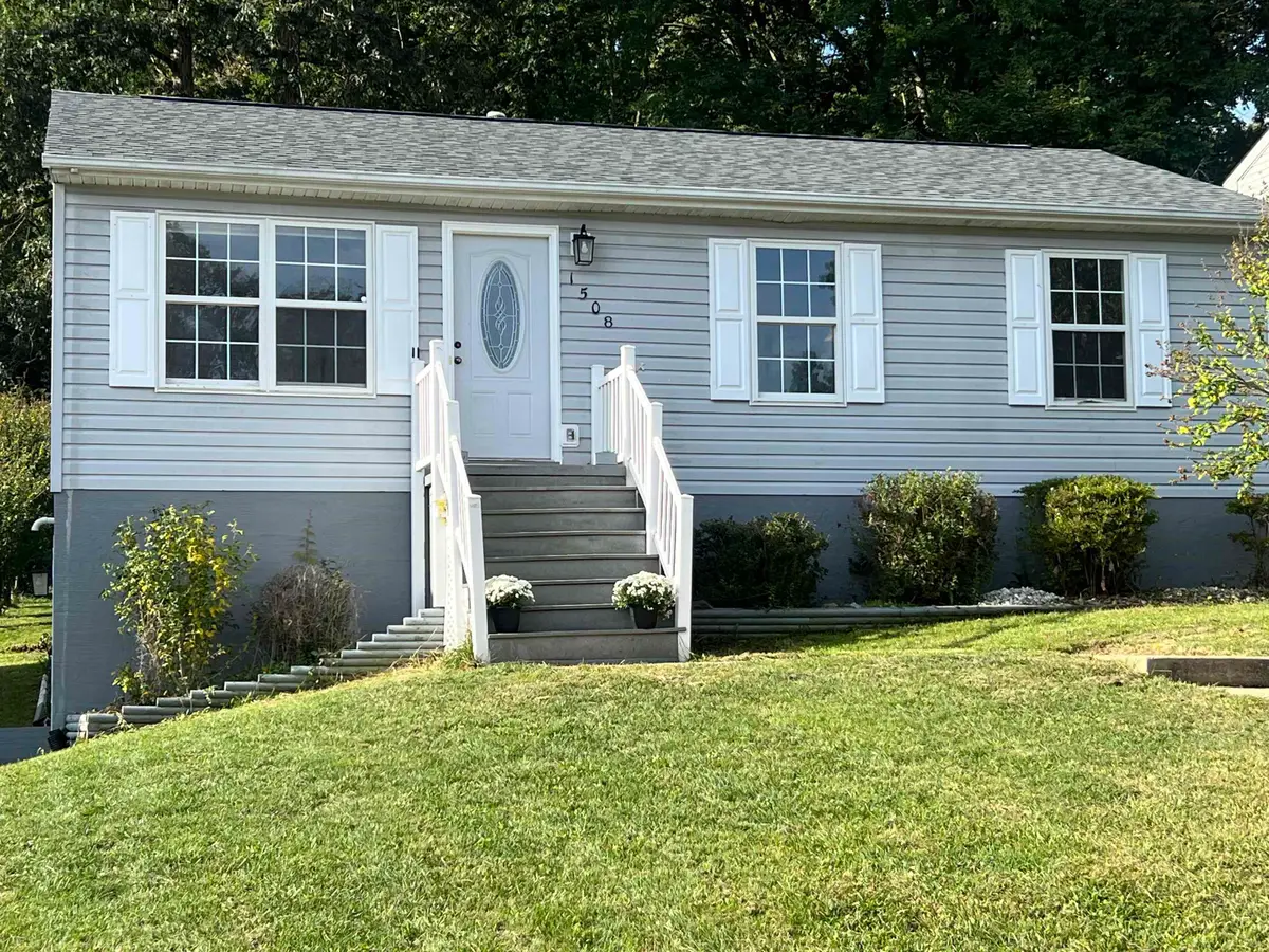 1508 D St, Waynesboro, VA 22980 - #1