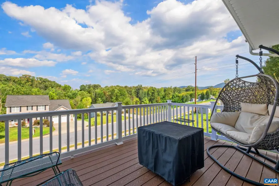 824 Carson Cir, Grottoes, VA 24441 - #3