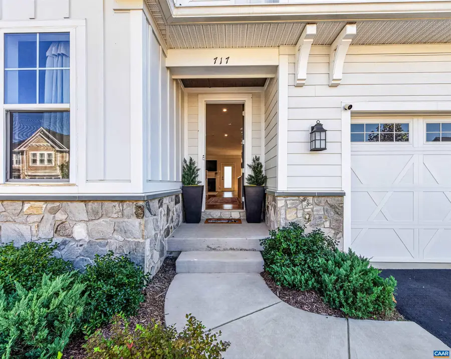 717 Arboleda Dr, Crozet, VA 22932 - #2