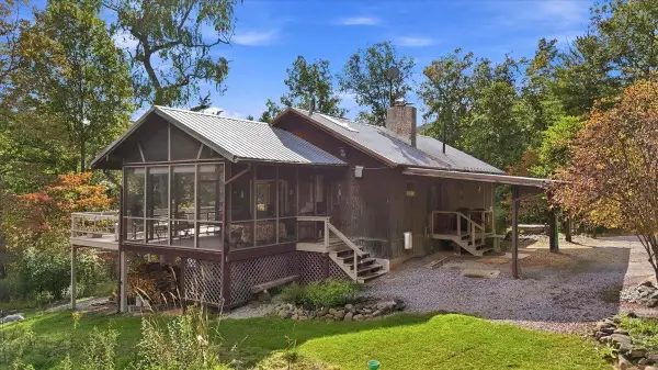 Address Withheld By Seller, Fulks Run, VA 22830