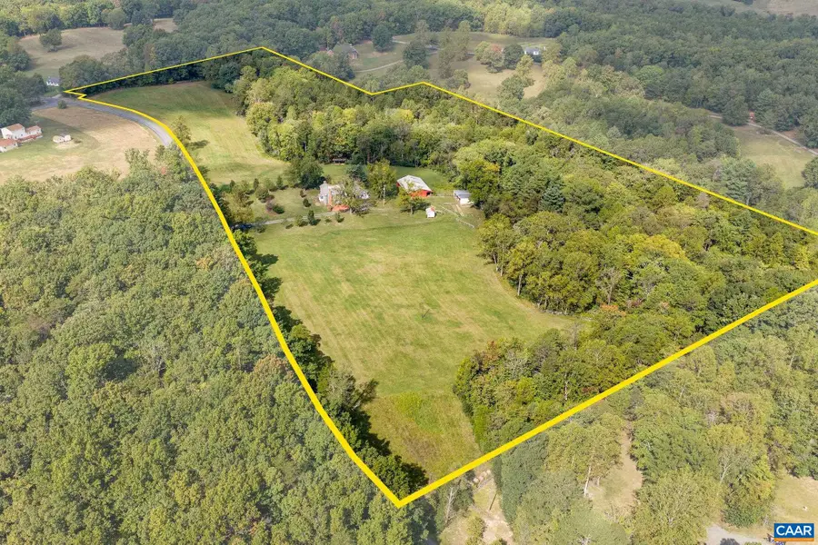 7810 Albevanna Spring Rd, Scottsville, VA 24590 - #3