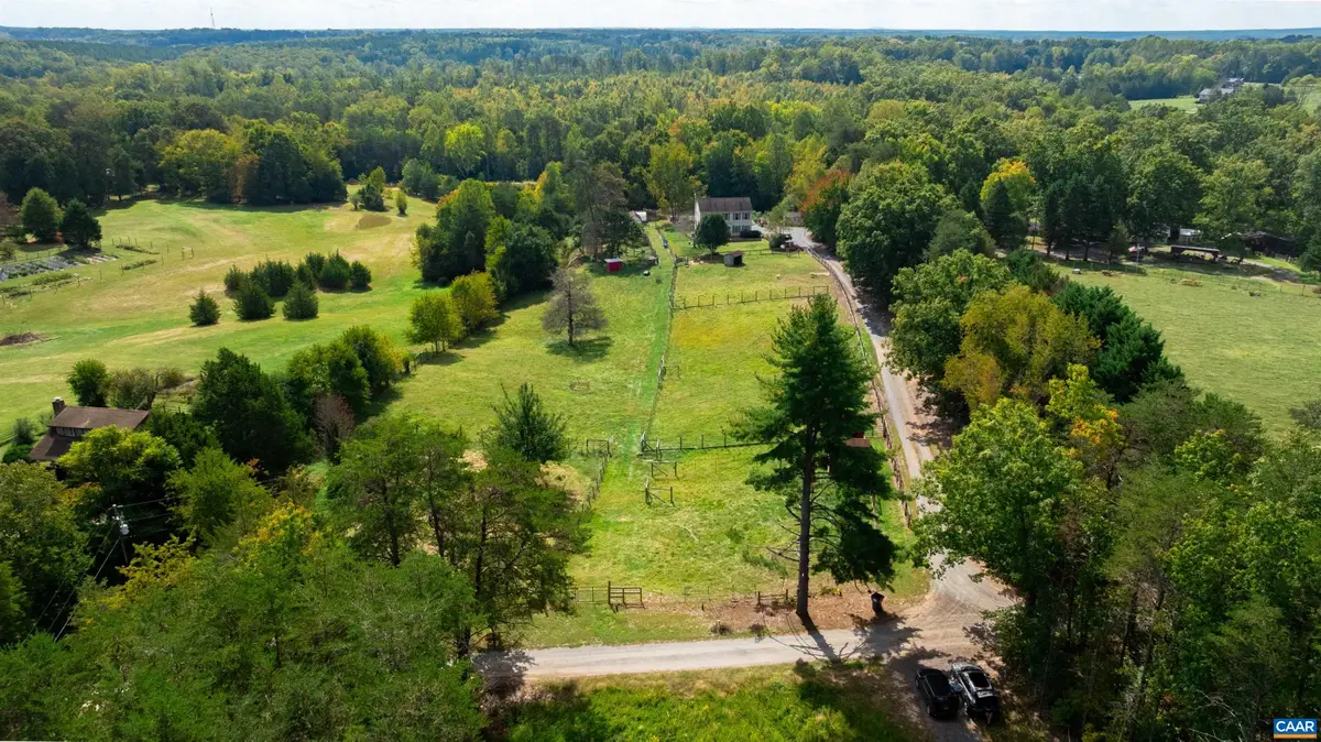 86 Old Spring Hill, Scottsville, VA 24590 - #1