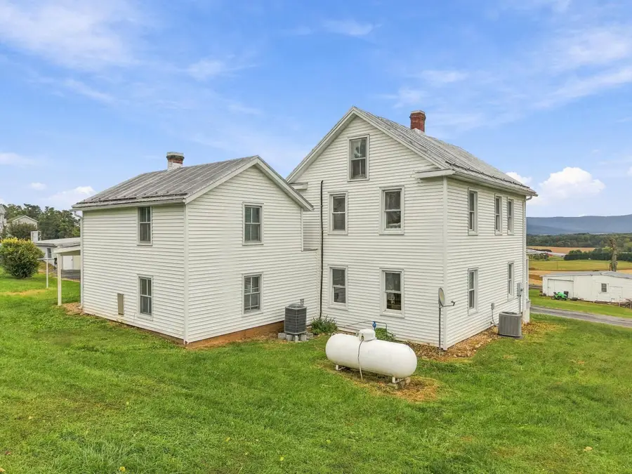 67 Lodge Hall Rd, Mount Jackson, VA 22842 - #2
