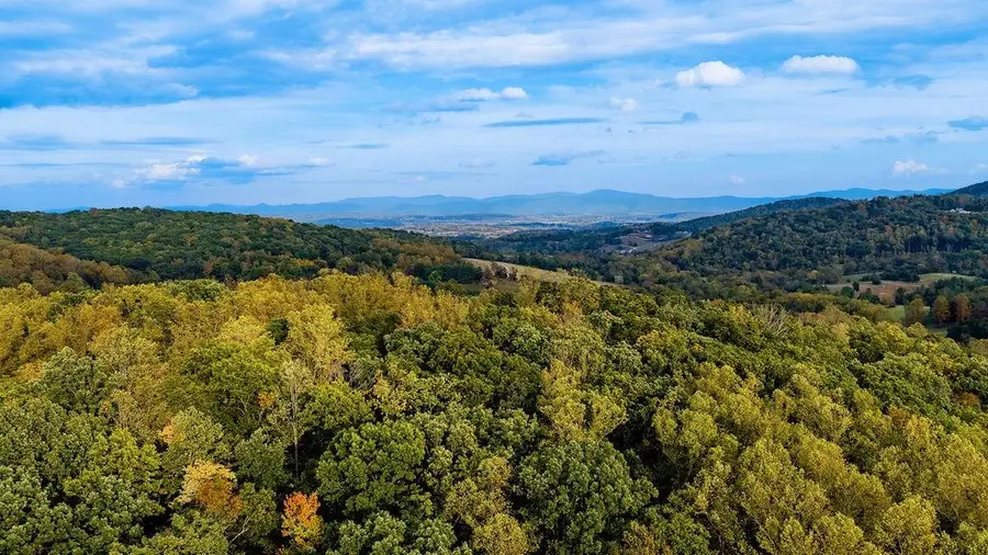 1755 Still House Dr, Lexington, VA 24450 - #2
