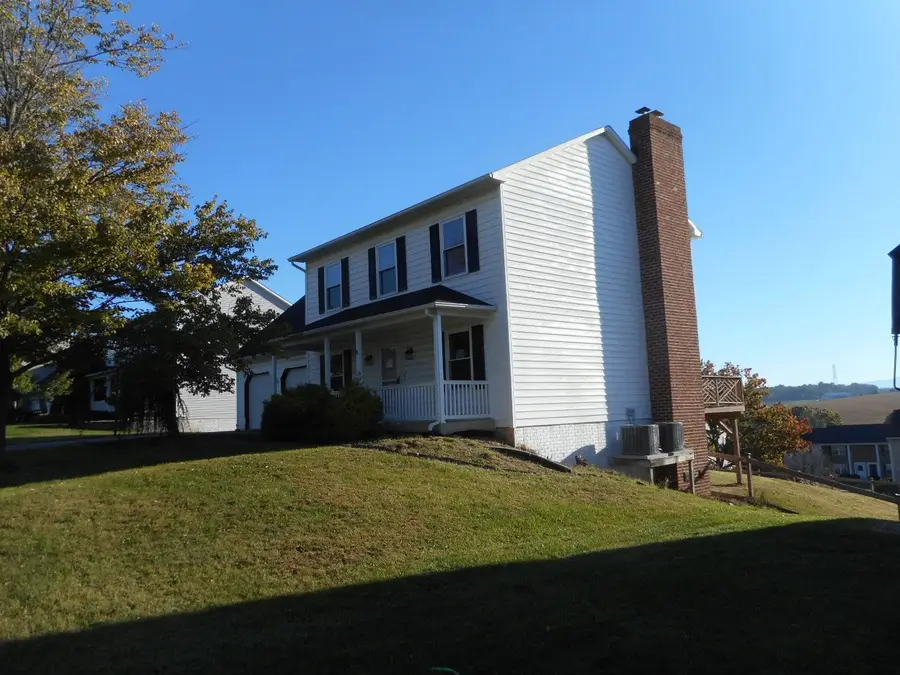 206 Bridgeport Dr, Bridgewater, VA 22812 - #2