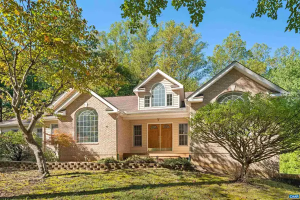 4 Locks Rd, Palmyra, VA 22963