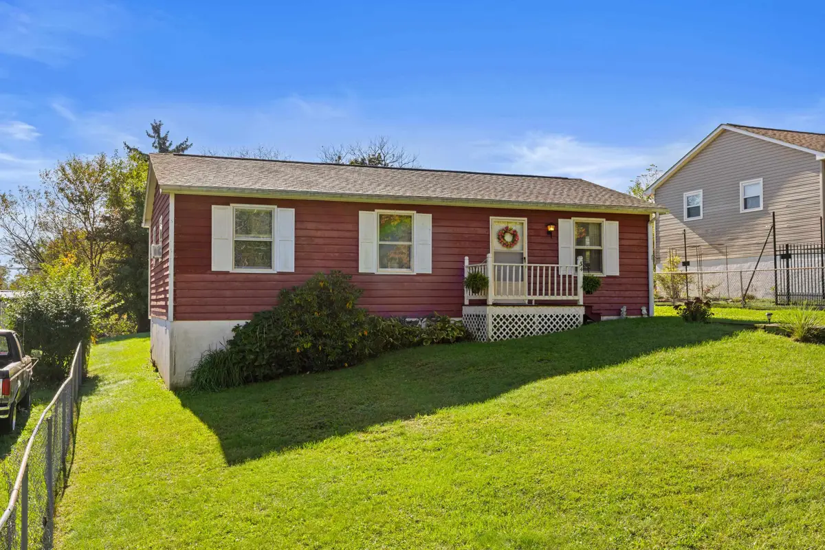34 Augusta St, Verona, VA 24482 - #1