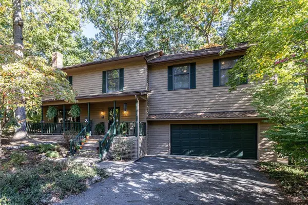 2504 Mountain Dr, Mcgaheysville, VA 22840