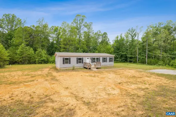1920 Waltons Store Rd, Louisa, VA 23093