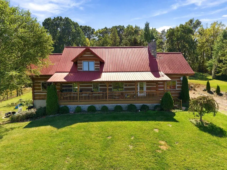 172 Rosen Ln, Staunton, VA 24401 - #2