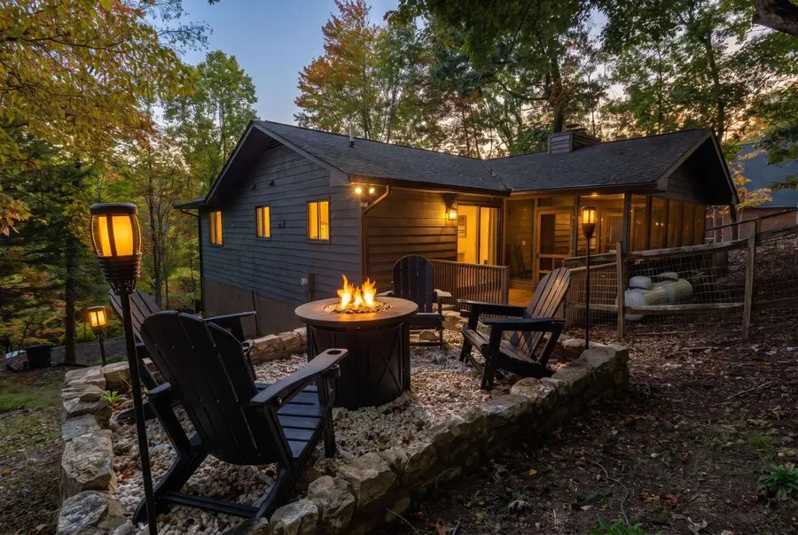183 Deer Dr, McGaheysville, VA 22840 - #3