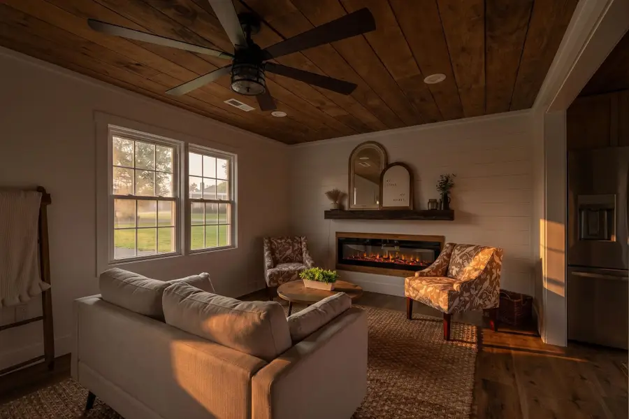 1 Sunderlin Pl, Verona, VA 24482 - #2