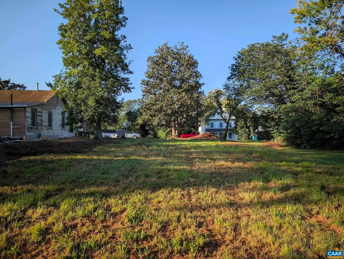 1105 Cherry St, Charlottesville, VA 22902 - #1