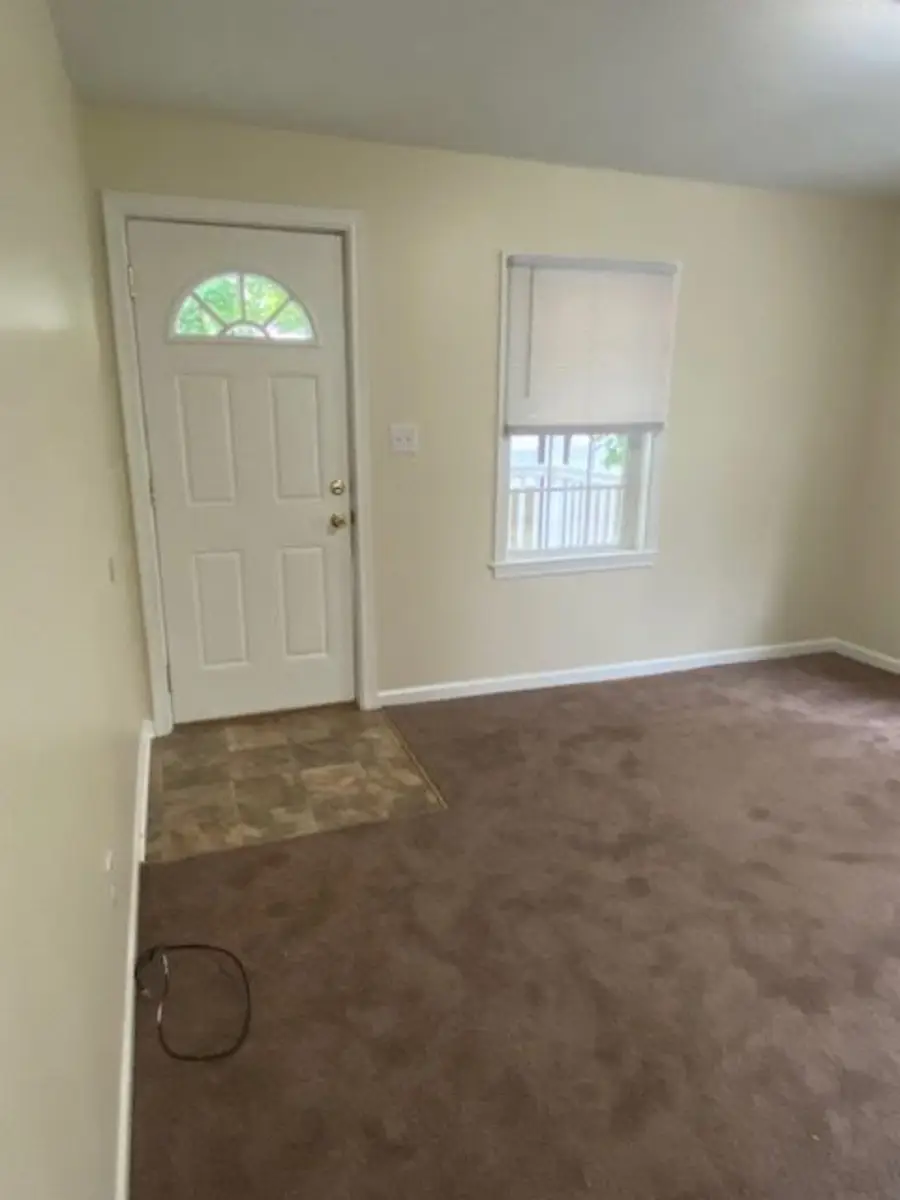 617 Grubert Ave, Staunton, VA 24401 - #3