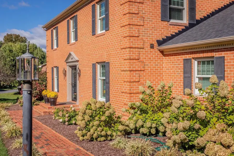 247 Divot Dr, Harrisonburg, VA 22801 - #2