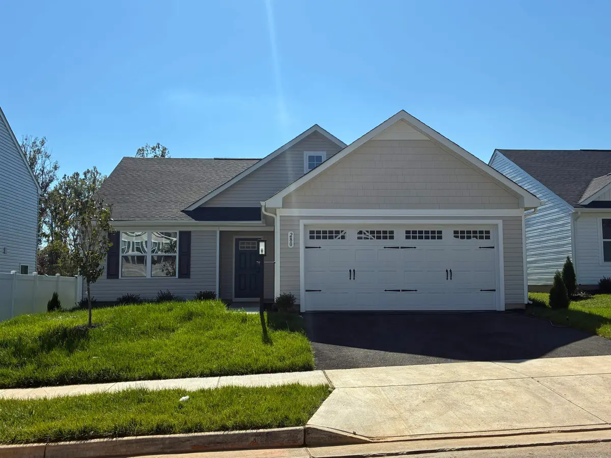 280 Walsh Ln, Waynesboro, VA 22980 - #1