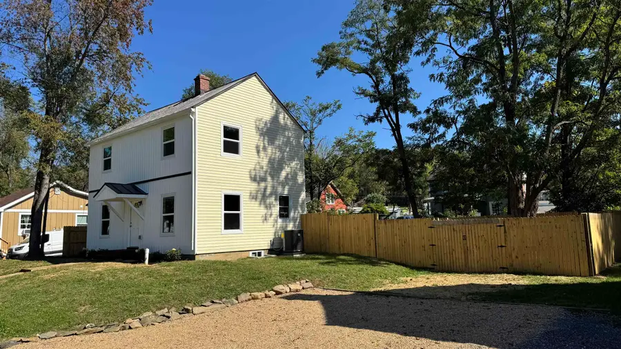 174 N Winchester Ave, Waynesboro, VA 22980 - #3