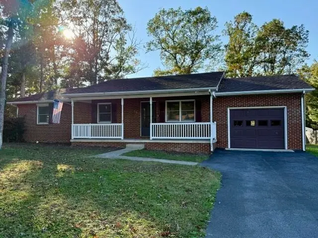159 Falling Rock Dr, Stuarts Draft, VA 24477 - #1