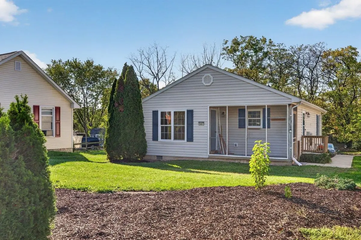 1447 N Delphine Ave, Waynesboro, VA 22980 - #1