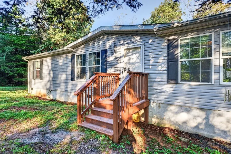 138 Stonewall Rd, Weyers Cave, VA 24486 - #2