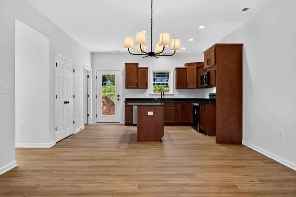 903 Fisher Cir, Staunton, VA 24401