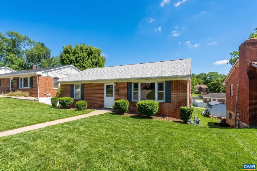 1005 Baylor St, Staunton, VA 24401 - #2