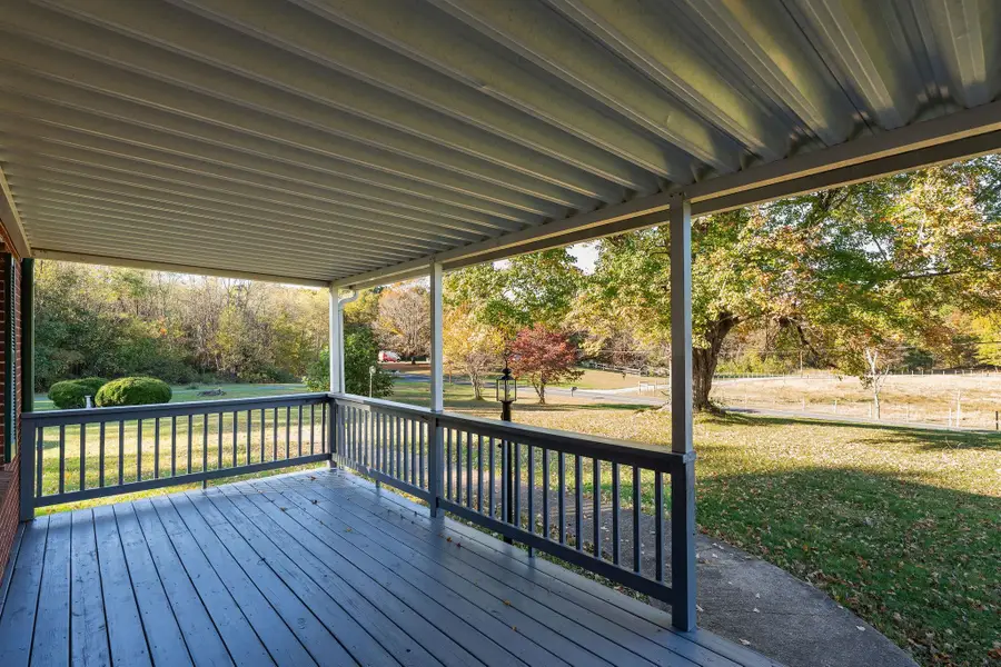 365 Lofton Rd, Raphine, VA 24472 - #2