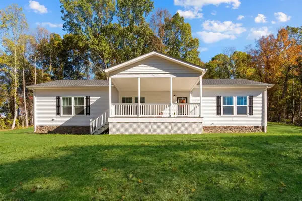 6614 N Lee Hwy, Fairfield, VA 24435